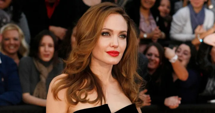 The Evolution of Angelina Jolie’s Hairstyles Over the Years: Stunning Photos