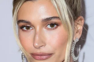 Hailey Bieber appeared in a restaurant with Kylie Jenner for the first time since giving birth